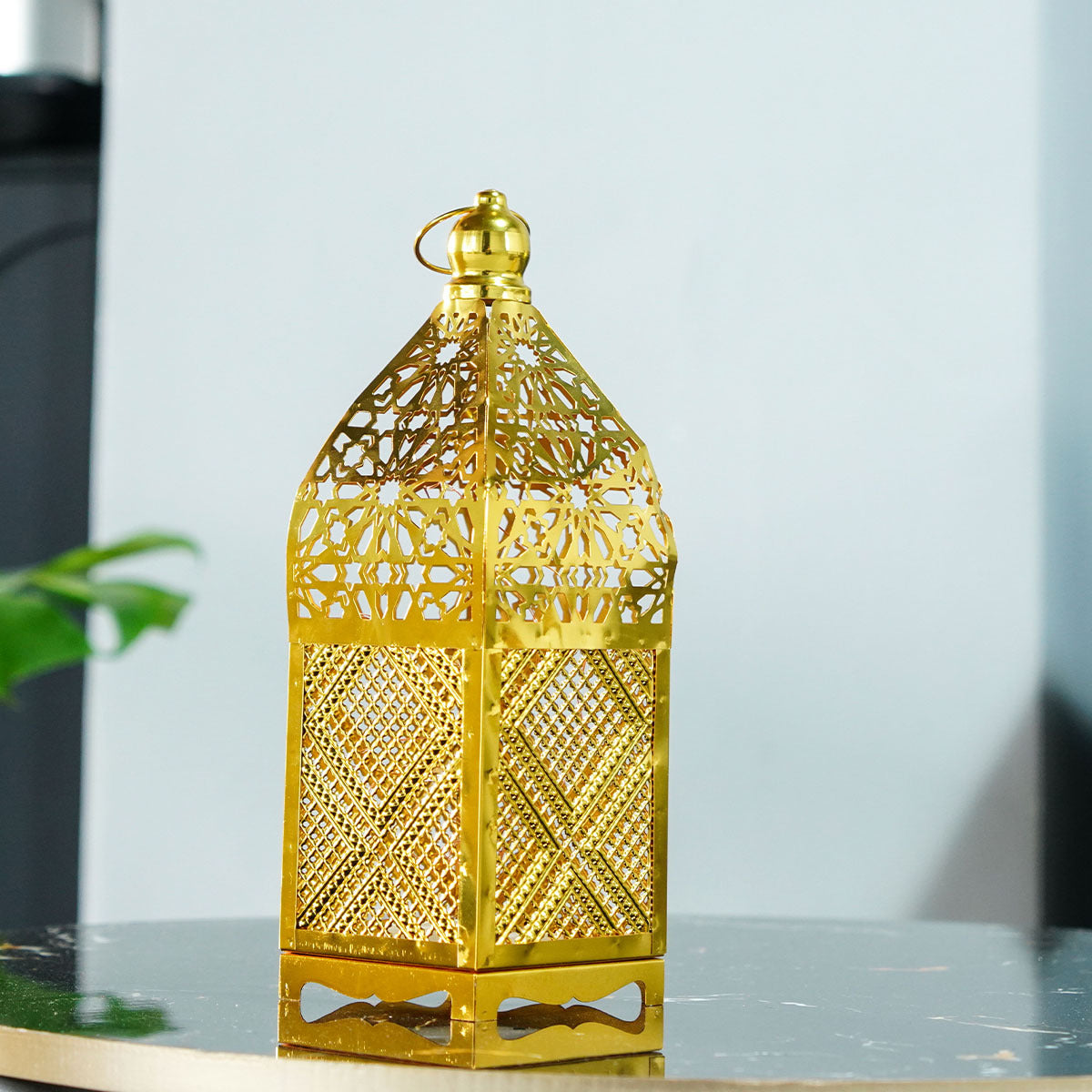 Lantern Lamp - Gold